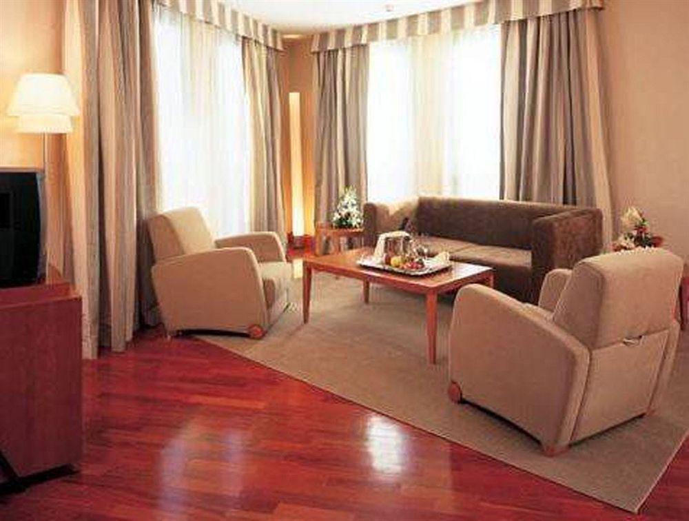 Nh Mendoza Cordillera Hotel Room photo